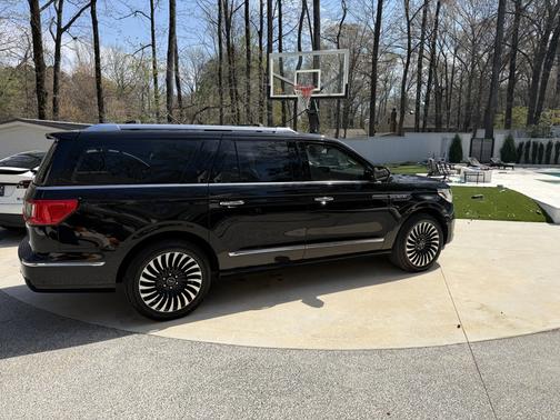 Black 2019 Lincoln Navigator L Black Label
