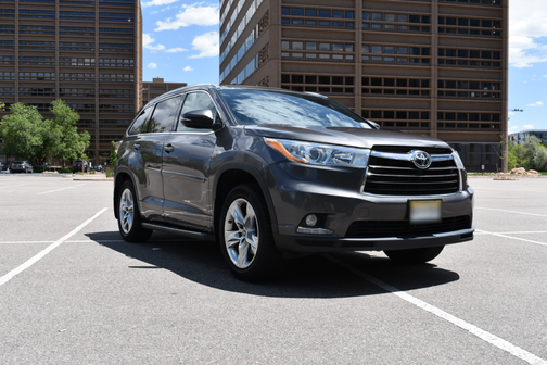 Gray 2016 Toyota Highlander Limited