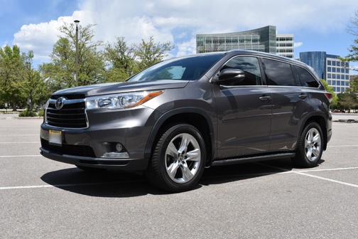 Gray 2016 Toyota Highlander Limited