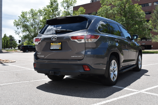 Gray 2016 Toyota Highlander Limited