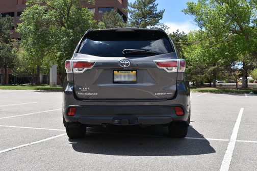Gray 2016 Toyota Highlander Limited