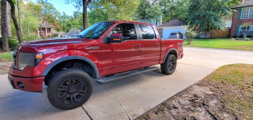 Photo 3 of 6 of 2014 Ford F-150 FX4