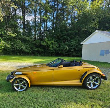 Gold 2002 Chrysler Prowler Base