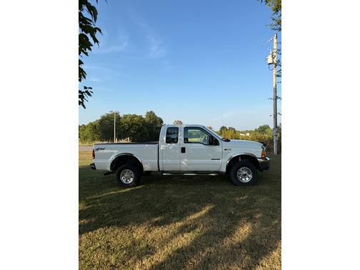 2001 Ford F-250 XL SuperCab Super Duty