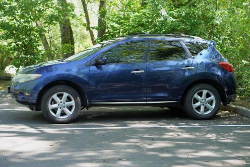 Blue 2010 Nissan Murano SL