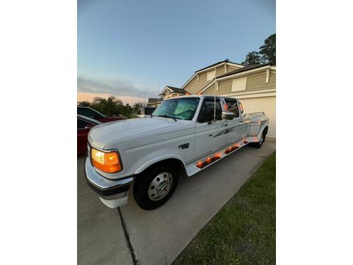 1996 Ford F-350 XL Crew Cab DRW