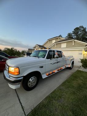 1996 Ford F-350 XL Crew Cab DRW