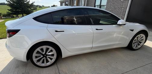 White 2021 Tesla Model 3 Standard Range Plus