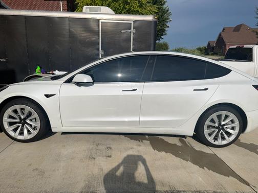 White 2021 Tesla Model 3 Standard Range Plus