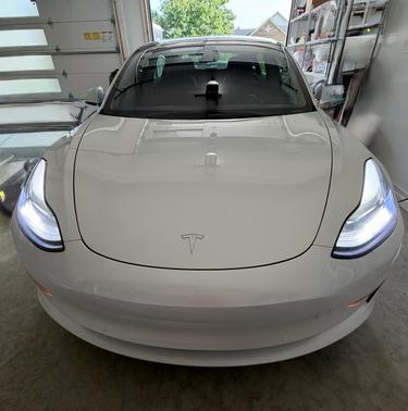 White 2021 Tesla Model 3 Standard Range Plus