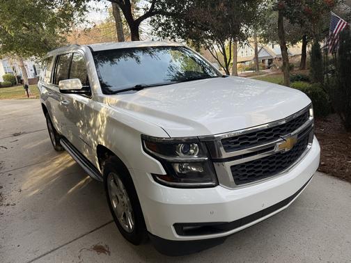 2016 Chevrolet Suburban LT