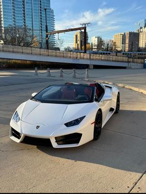 White 2019 Lamborghini Huracan LP580-2S