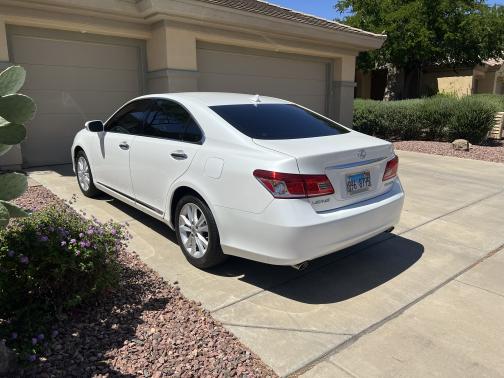 2010 Lexus ES 350 Base
