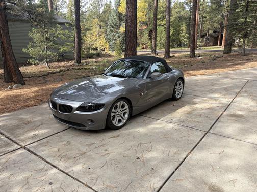 Gray 2003 BMW Z4 3.0i