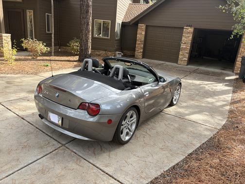 Gray 2003 BMW Z4 3.0i