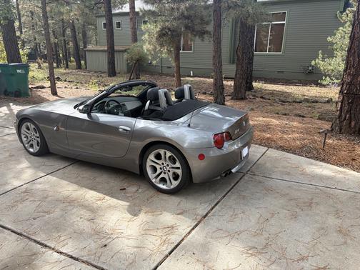 Gray 2003 BMW Z4 3.0i