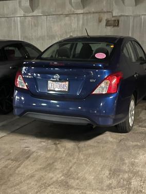 Blue 2018 Nissan Versa 1.6 SV