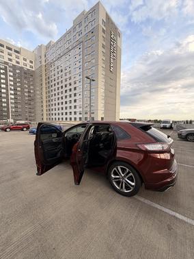 Red 2015 Ford Edge Sport