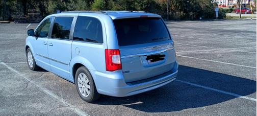 2013 Chrysler Town & Country Touring