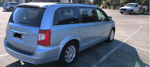 2013 Chrysler Town & Country Touring