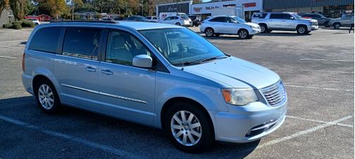 2013 Chrysler Town & Country Touring