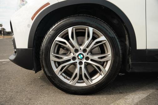 White 2019 BMW X2 sDrive28i