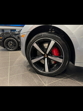 Silver 2025 Porsche Macan Macan GTS
