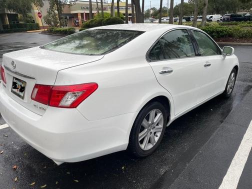 White 2007 Lexus ES 350 Base
