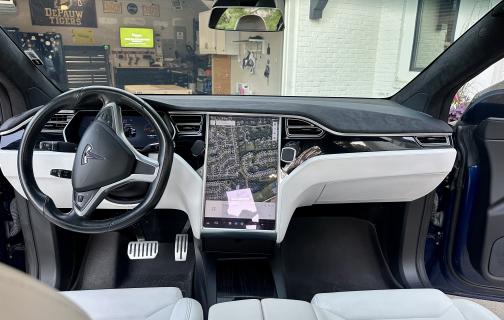 2017 Tesla Model X 75D