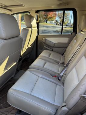 2007 Mercury Mountaineer Base