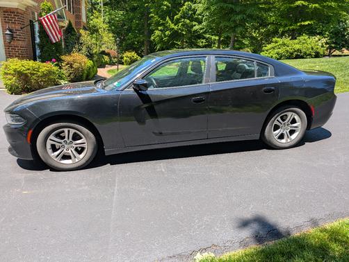 Black 2019 Dodge Charger SXT