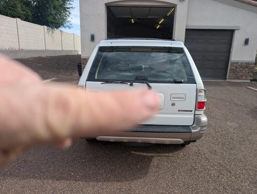 2001 Isuzu Rodeo LS