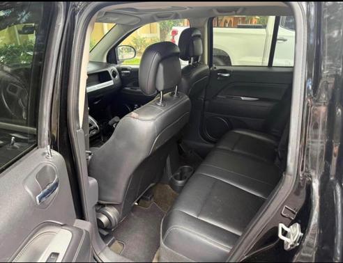 Black 2016 Jeep Compass Latitude