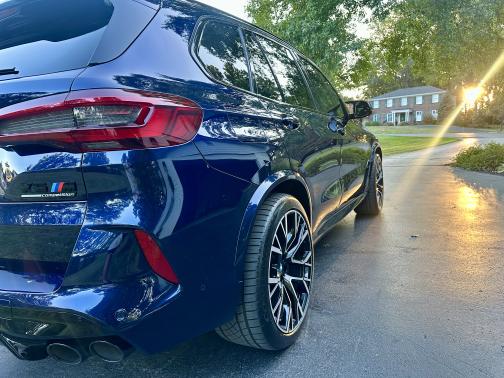 2022 BMW X5 M Base