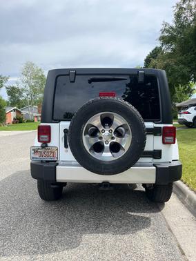 White 2017 Jeep Wrangler Unlimited Sahara
