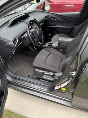 Gray 2022 Toyota Prius Prime XLE