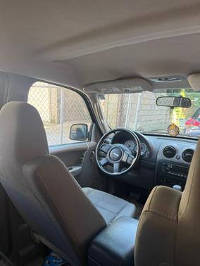 Blue 2006 Jeep Liberty Sport