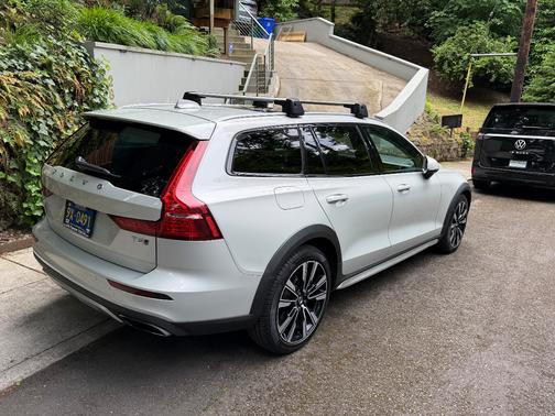 Silver 2020 Volvo V60 Cross Country T5