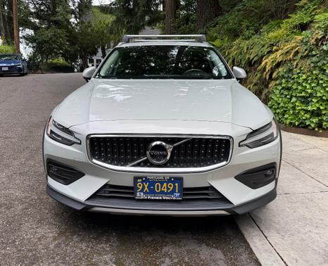 Silver 2020 Volvo V60 Cross Country T5