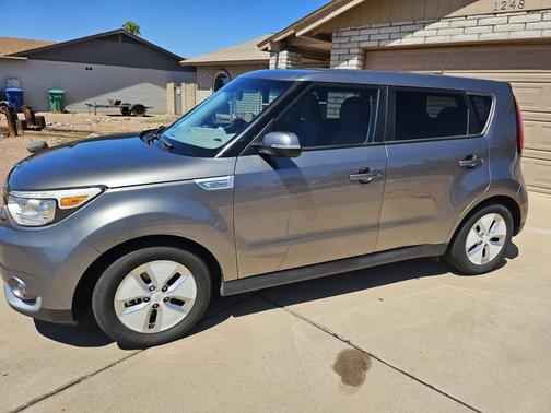 2015 Kia Soul EV +