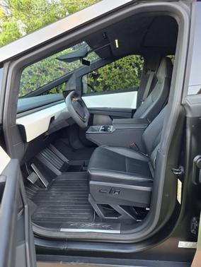 2024 Tesla Cybertruck AWD