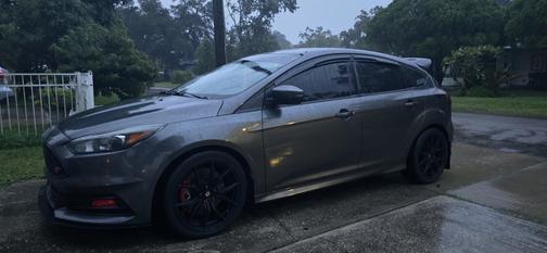 2018 Ford Focus ST Base