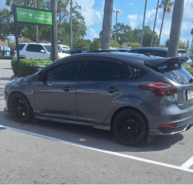 2018 Ford Focus ST Base