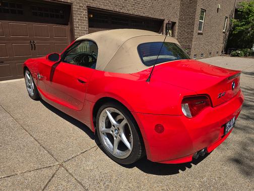 Red 2007 BMW Z4 3.0si Roadster