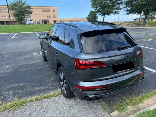 2022 Audi Q5 45 S line Premium Plus