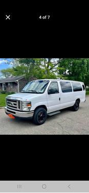2011 Ford E350 Super Duty XL