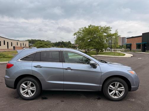 Silver 2014 Acura RDX Base