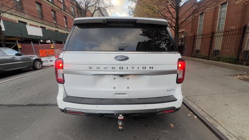 White 2023 Ford Expedition Max XL