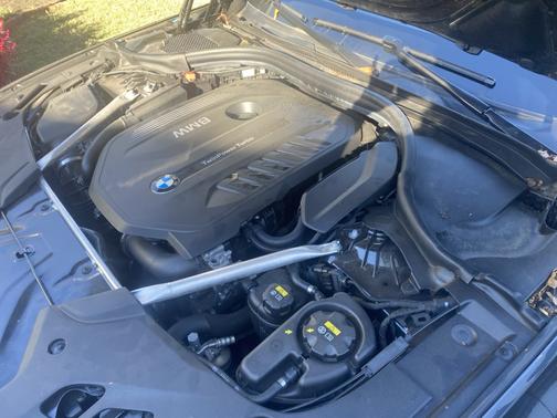 Gray 2018 BMW 540 i