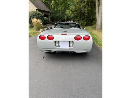 2002 Chevrolet Corvette Base